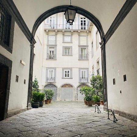 Casa Ninetta - Spaccanapoli - Il Tipico Pianterreno Della Napoli Antica! Екстер'єр фото