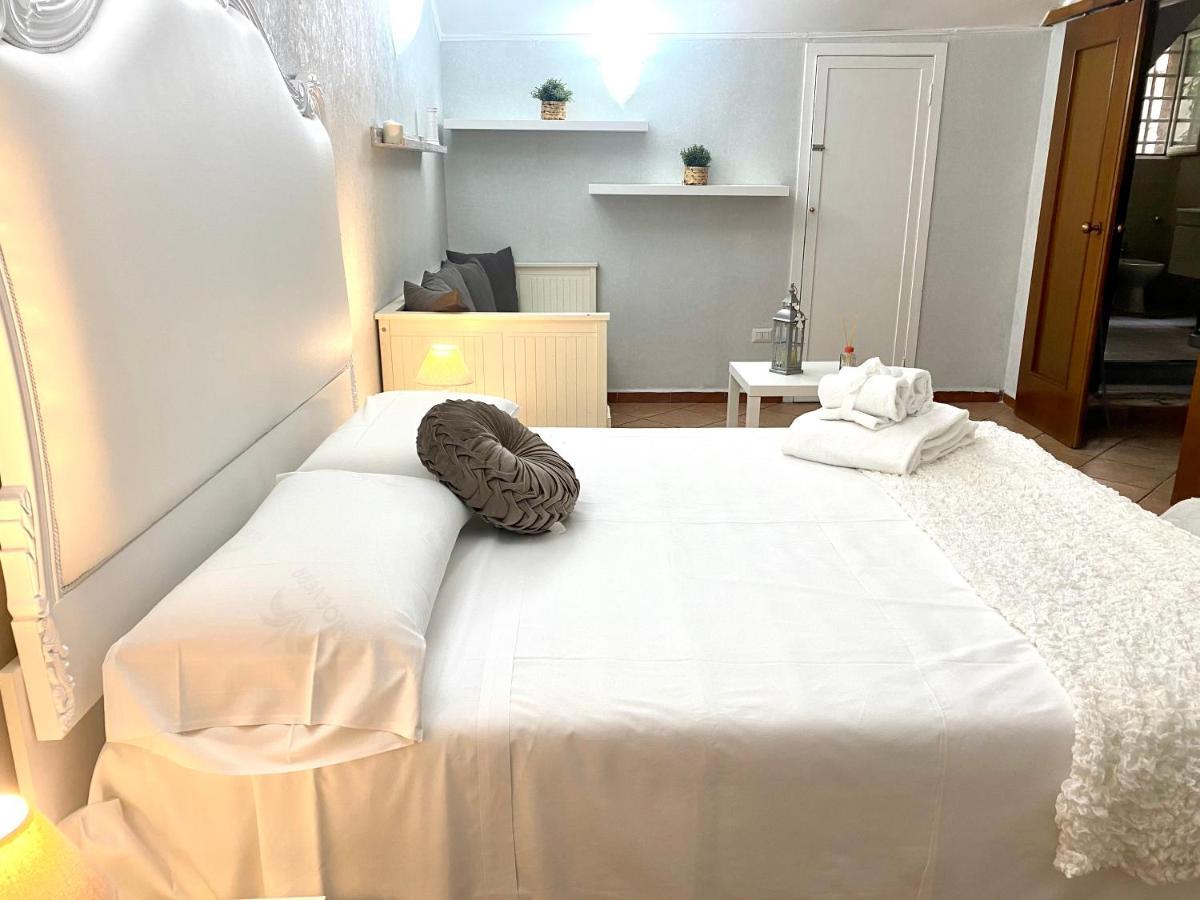 Casa Ninetta - Spaccanapoli - Il Tipico Pianterreno Della Napoli Antica! Екстер'єр фото